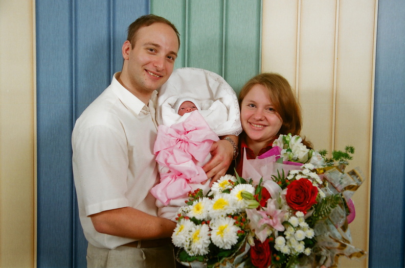 20090513_04_Выписка из роддома.jpg